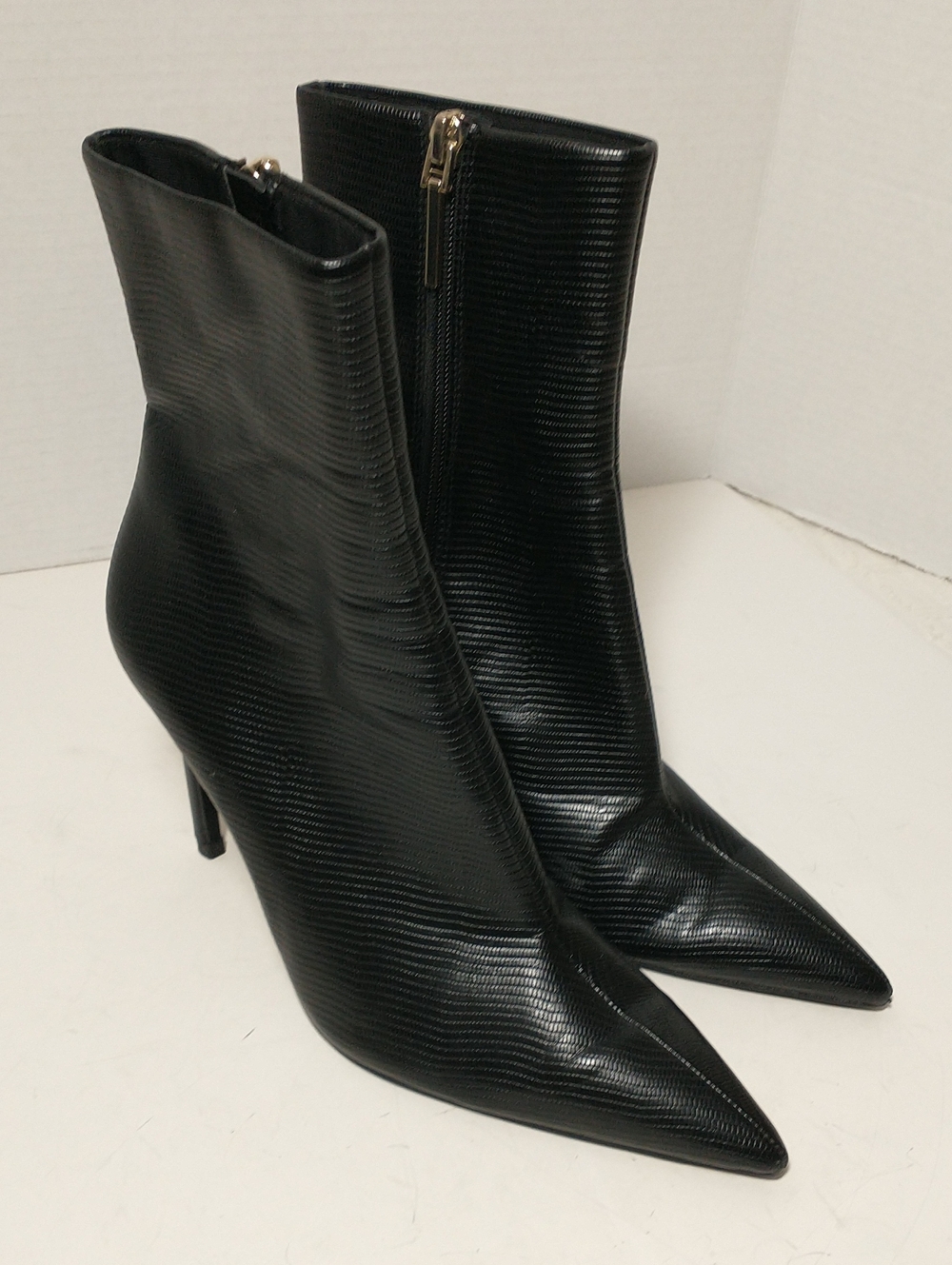 Zara Black Embossed, Pointy Toe, Stiletto Ankle Boot, Mid Shaft, Euro 38, US 7.5